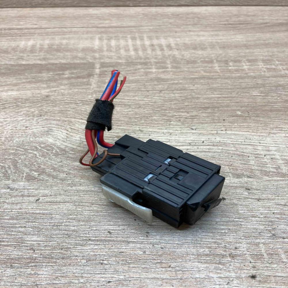 6939890  With Relay Plug wire BMW 5 E60 E61