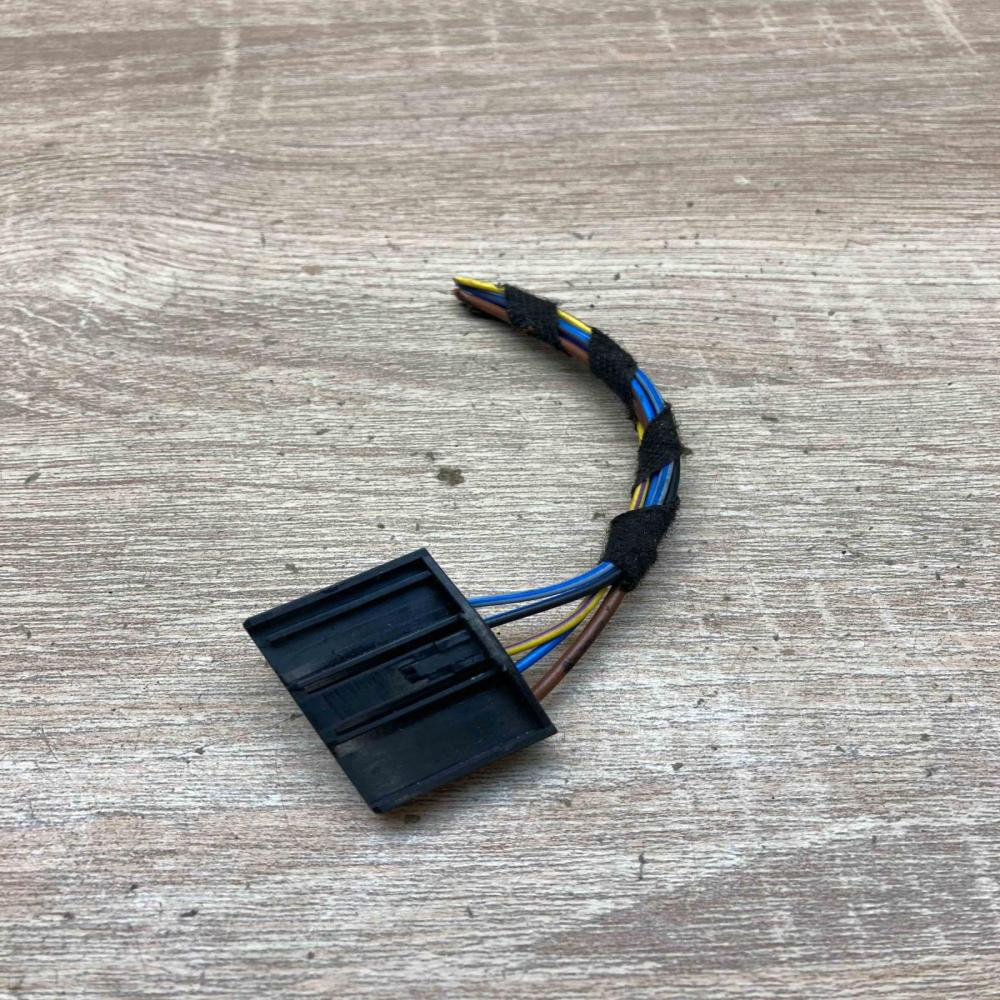 6984754   Plug wire BMW 3 E90 E91