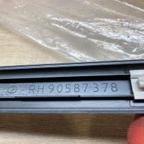 90544221 90587378  Rear door trim (molding) Opel Astra G