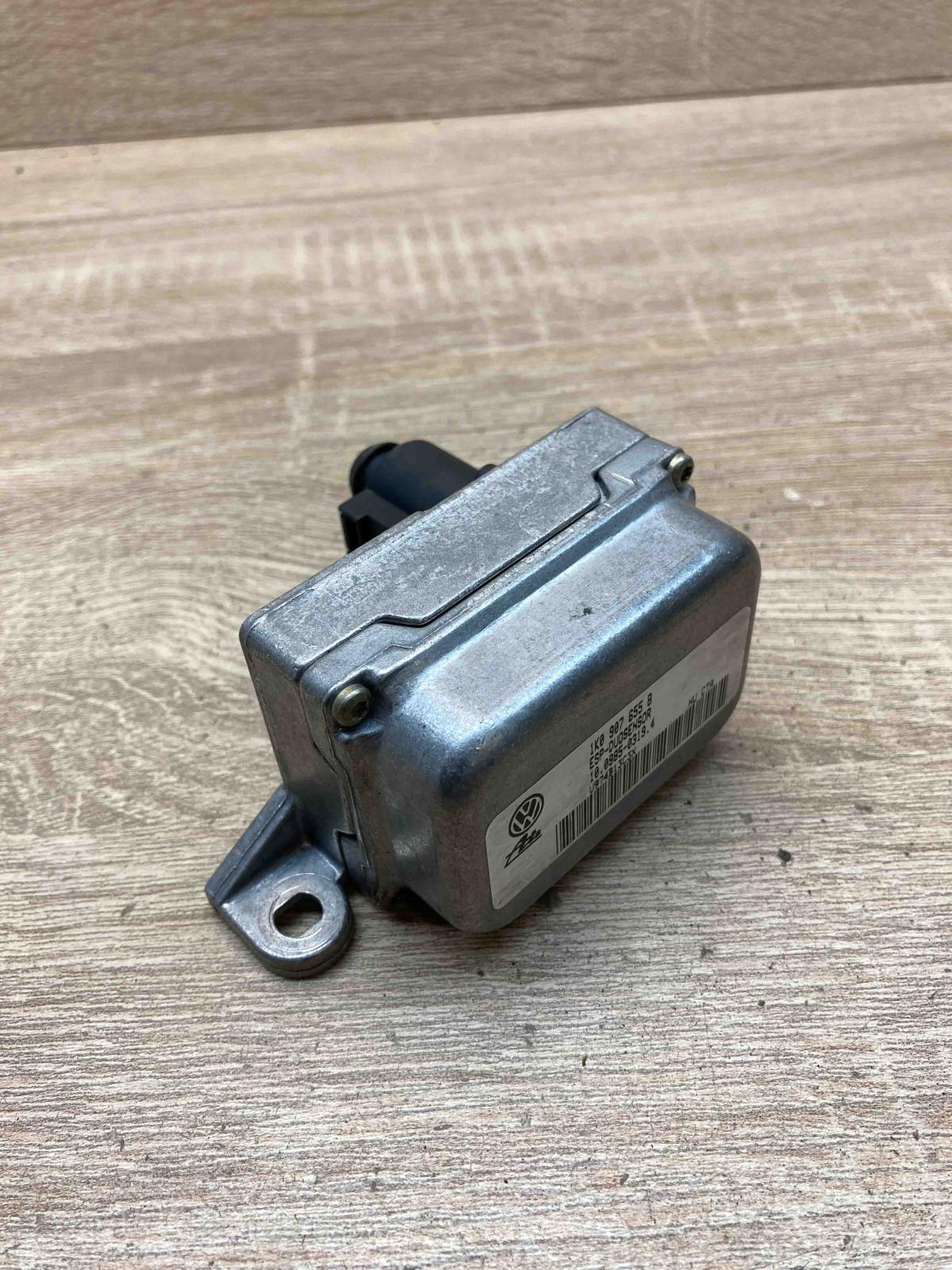 1K0907655B Used  ESP acceleration yaw rate sensor Volkswagen Touran I