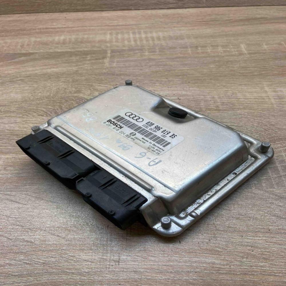 038906019BS 0281010224  Engine control unit/module ECU Audi A6 S6 C5 4B