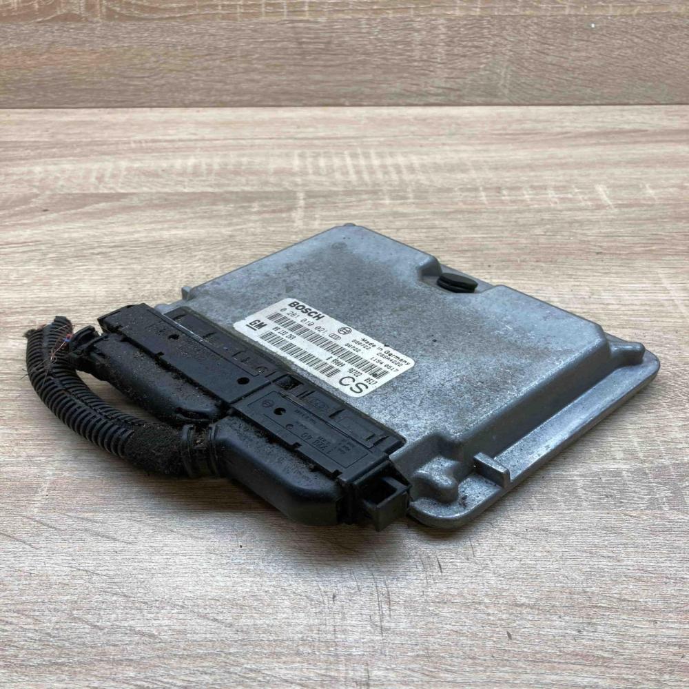 09133269 0281010021 CS Engine control unit/module ECU Opel Zafira B