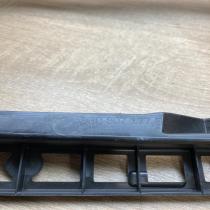 3G0807177E   Front bumper mounting bracket Volkswagen PASSAT B8