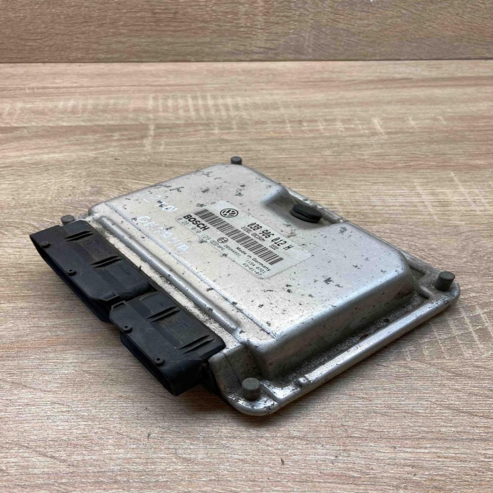 038906012H 0281010129  Engine control unit/module ECU Skoda Octavia Mk1 (1U)