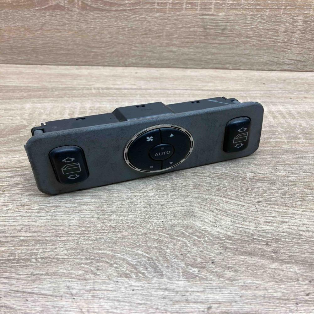 A1638200326 03420660  Electric window control switch Mercedes-Benz ML W163