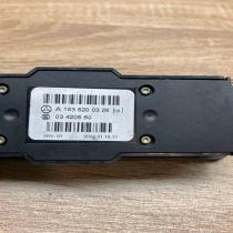 A1638200326 03420660  Electric window control switch Mercedes-Benz ML W163