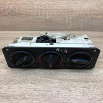 071295A   Climate control unit Audi A4 S4 B5 8D