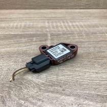 30737138   Airbag deployment crash/impact sensor Volvo S40