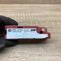 IJ0909606D 49980201  Airbag deployment crash/impact sensor Volkswagen Golf IV