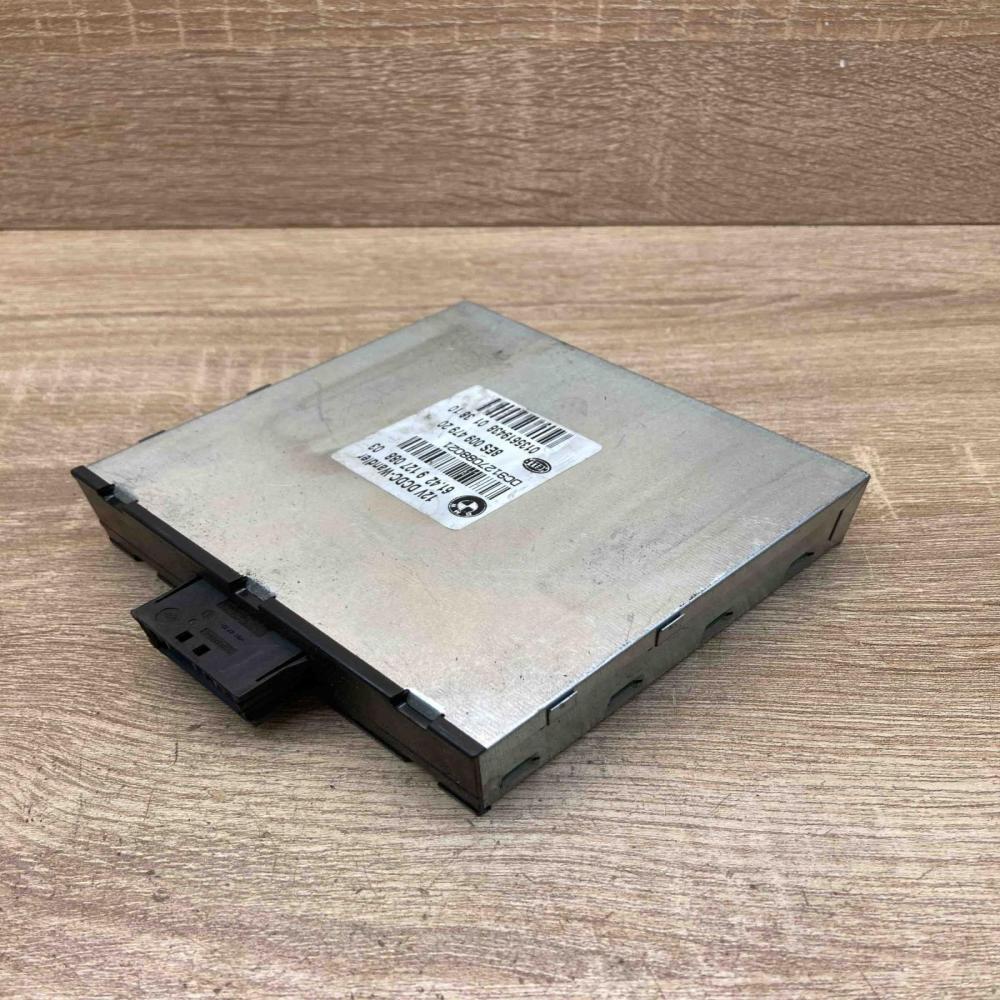 9127088 8ES00947920  Voltage converter/converter module BMW 3 E90 E91