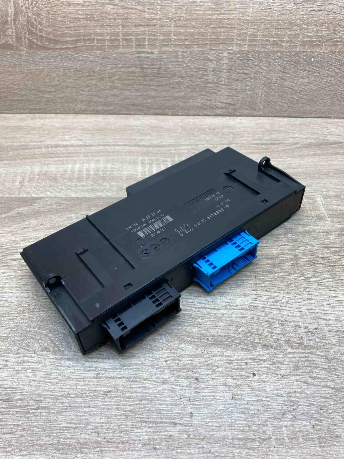 9176882 106818 10 H2 Central body control module BMW 1 E81 E87