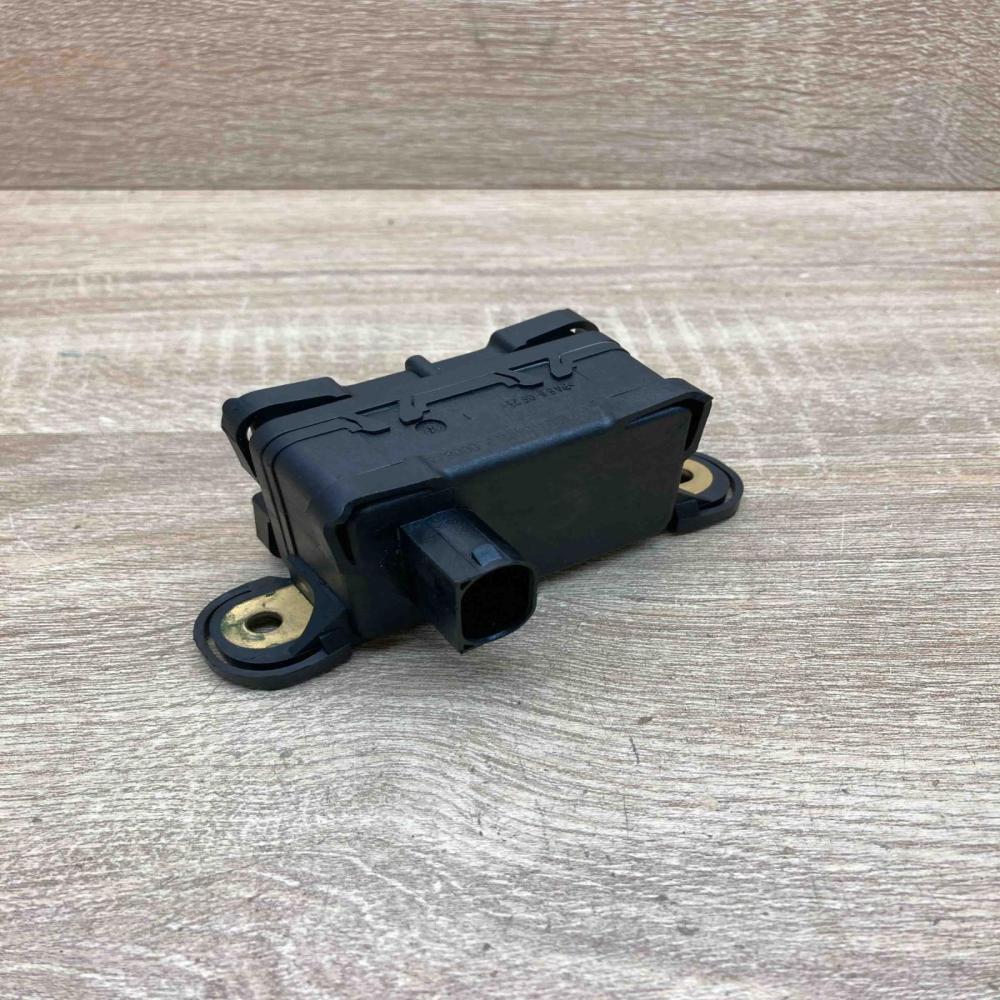 6762769   ESP acceleration yaw rate sensor BMW 1 E81 E87