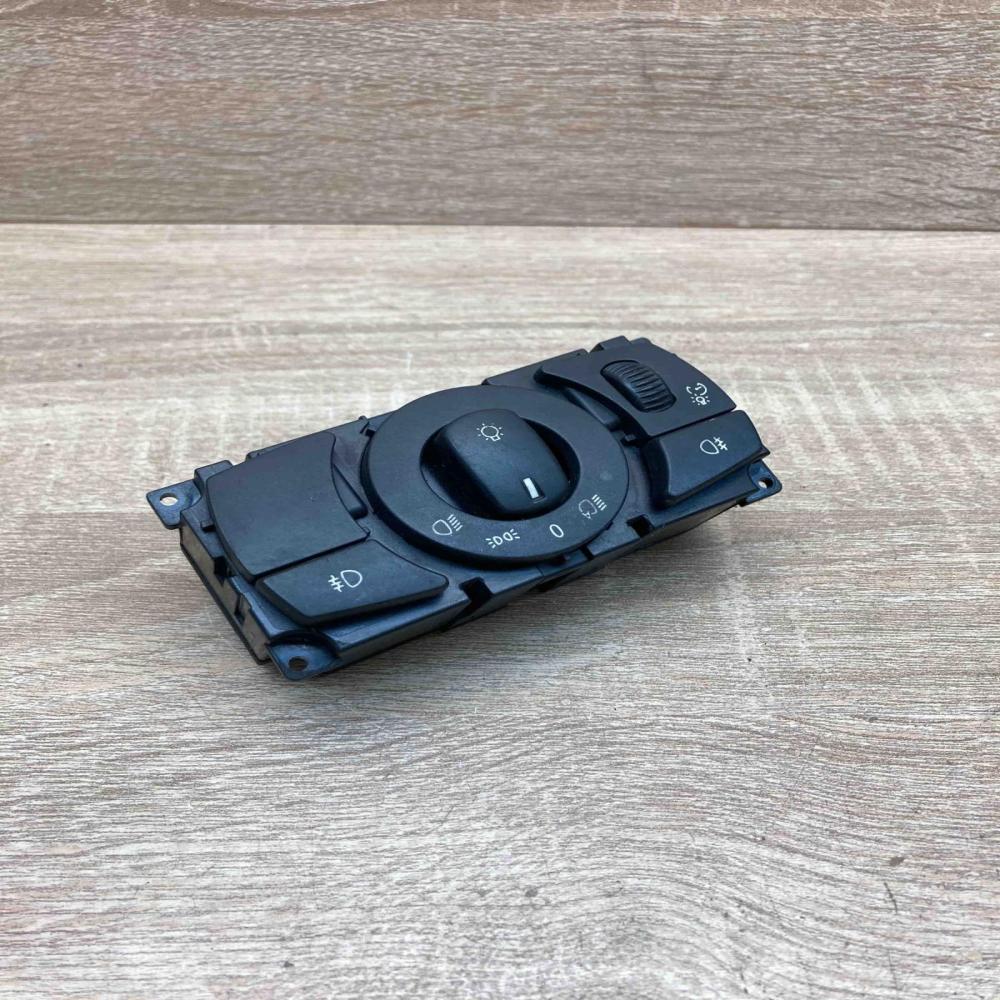 6953735 33290403  Light switch BMW 5 E60 E61