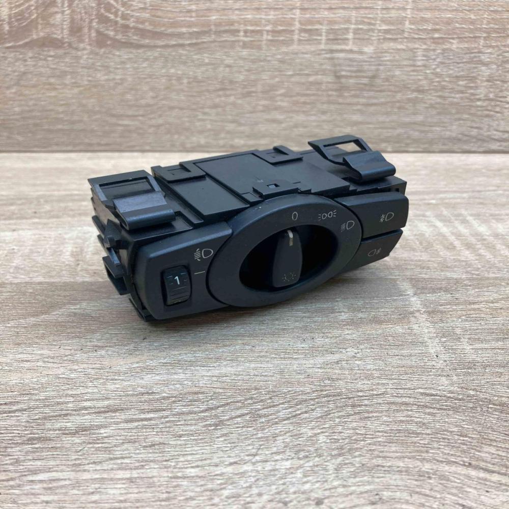 6932798 3360 0202  Light switch BMW 1 E81 E87