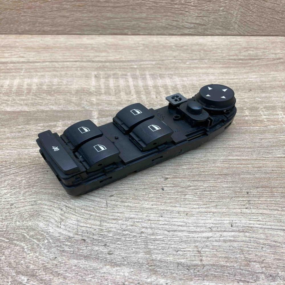9122110 07W10E 05  Electric window control switch BMW 5 E60 E61