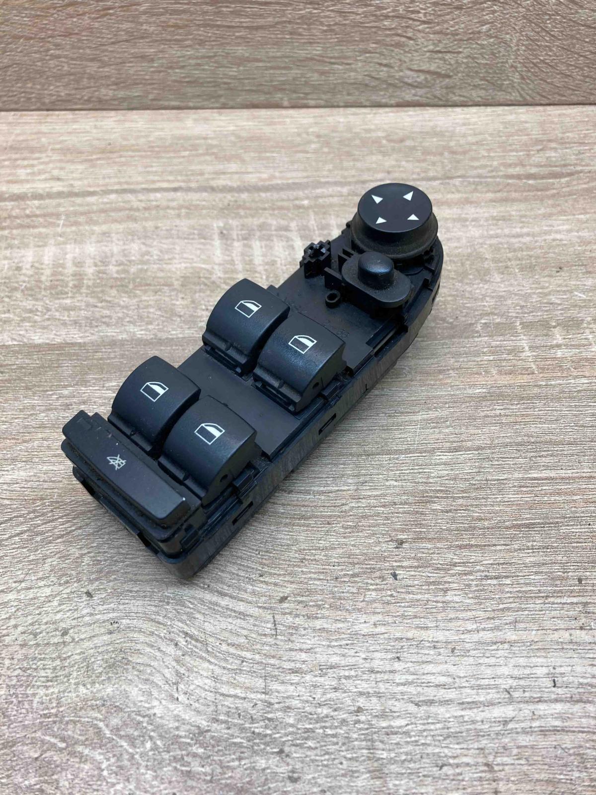 9217335 10W31K5 02  Electric window control switch BMW 3 E90 E91