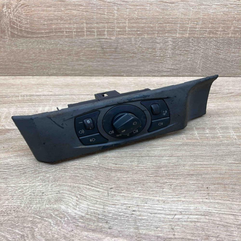 6925296 33290202 Used Light switch BMW 5 E60 E61