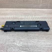 9204421 108196 10  Aerial antenna amplifier BMW 1 E81 E87