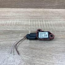 30737138 8840A6  Airbag deployment crash/impact sensor Volvo V50