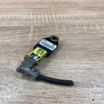 89173 0F010 A  Airbag deployment crash/impact sensor Toyota Corolla Verso AR10