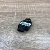 89174 05010 L  Airbag deployment crash/impact sensor Toyota Avensis T250