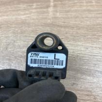 89174 05010 L  Airbag deployment crash/impact sensor Toyota Avensis T250