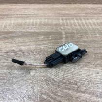 8200529572 402892  Airbag deployment crash/impact sensor Renault Clio II