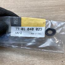 7701040023   Other engine bay part Renault Master II