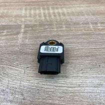 89834 05020   Airbag deployment crash/impact sensor Toyota Avensis T250