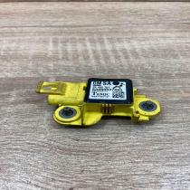 24460761 343149712  Airbag deployment crash/impact sensor Opel Astra H