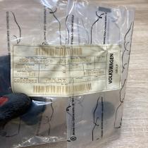 2D0955465B   Other body part Volkswagen PASSAT B5.5