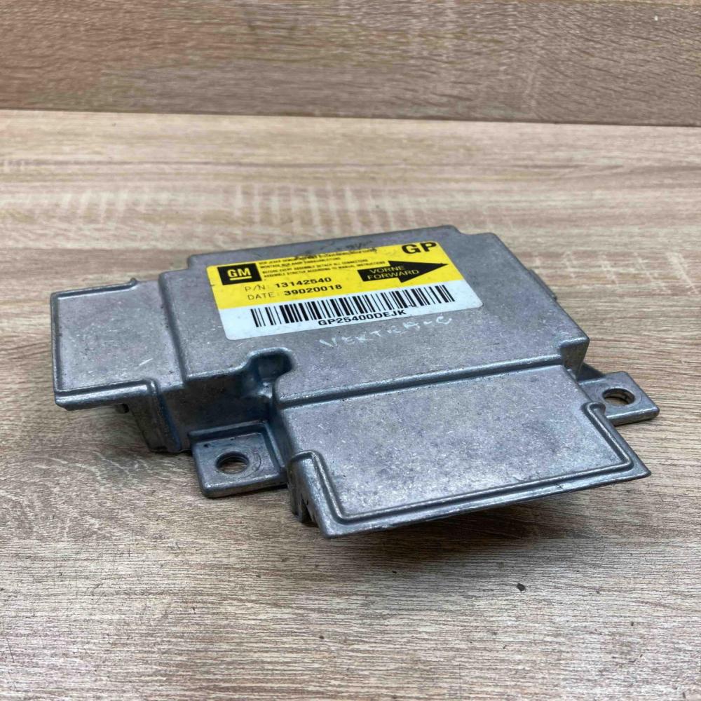 13142540 39020018  Airbag control unit/module Opel Vectra C