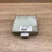 89741 05070 73668012  Door control unit/module Toyota Avensis T250