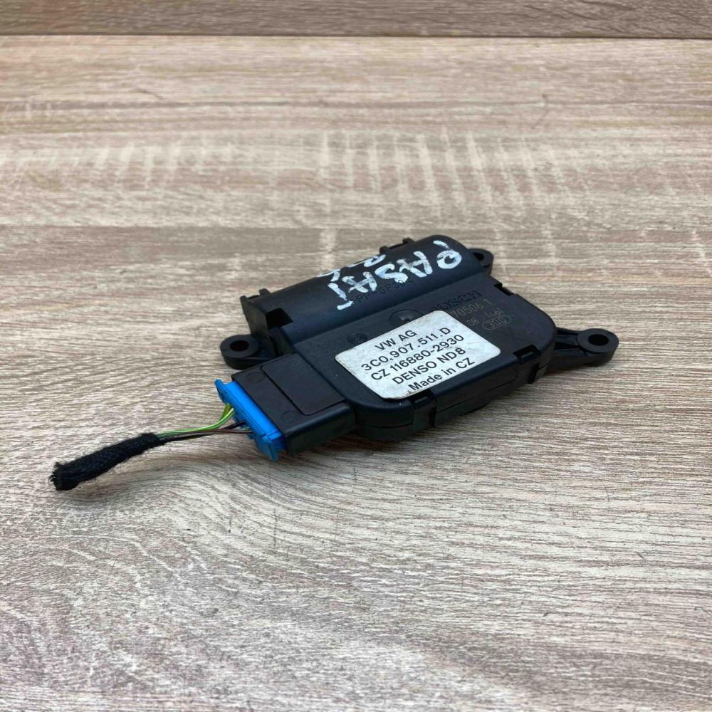 3C0907511D CZ116880 2930  Air flap motor/actuator Volkswagen Golf V