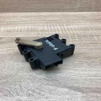 2X04P   Air flap motor/actuator Mazda 6