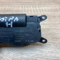 52406337R02 30 93692  Air flap motor/actuator Opel Astra H