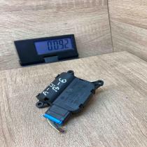 132801303 8E1820511B  Air flap motor/actuator Audi A4 S4 B6 8E 8H
