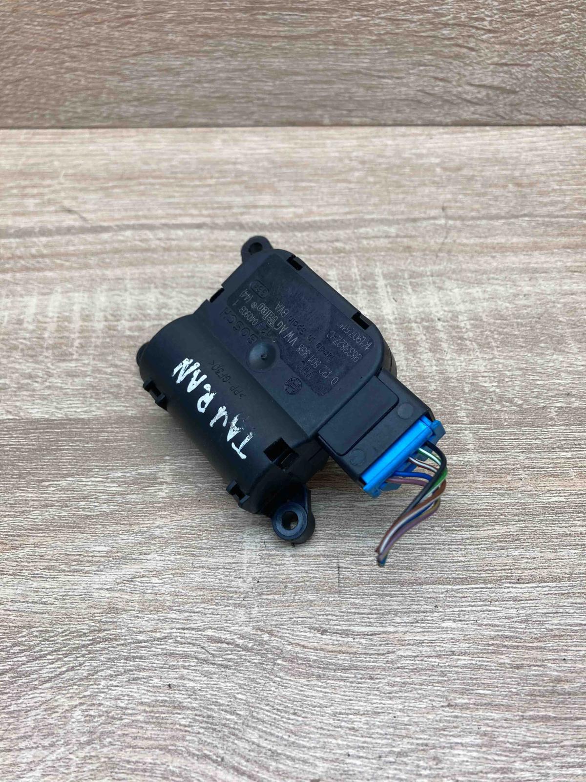 132801338 983382Z C 1K1907511G Air flap motor/actuator Audi A3 S3 8P