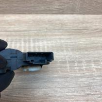 132801358 CZ116880 3032  Air flap motor/actuator Audi A6 S6 C6 4F