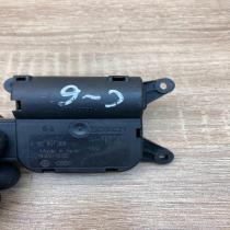 132801358 CZ116880 3032  Air flap motor/actuator Audi A6 S6 C6 4F