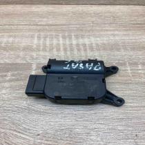 132801362 CZ116880 2921  Air flap motor/actuator Volkswagen PASSAT B6