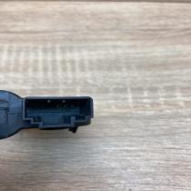 132801362 CZ116880 2921  Air flap motor/actuator Volkswagen PASSAT B6