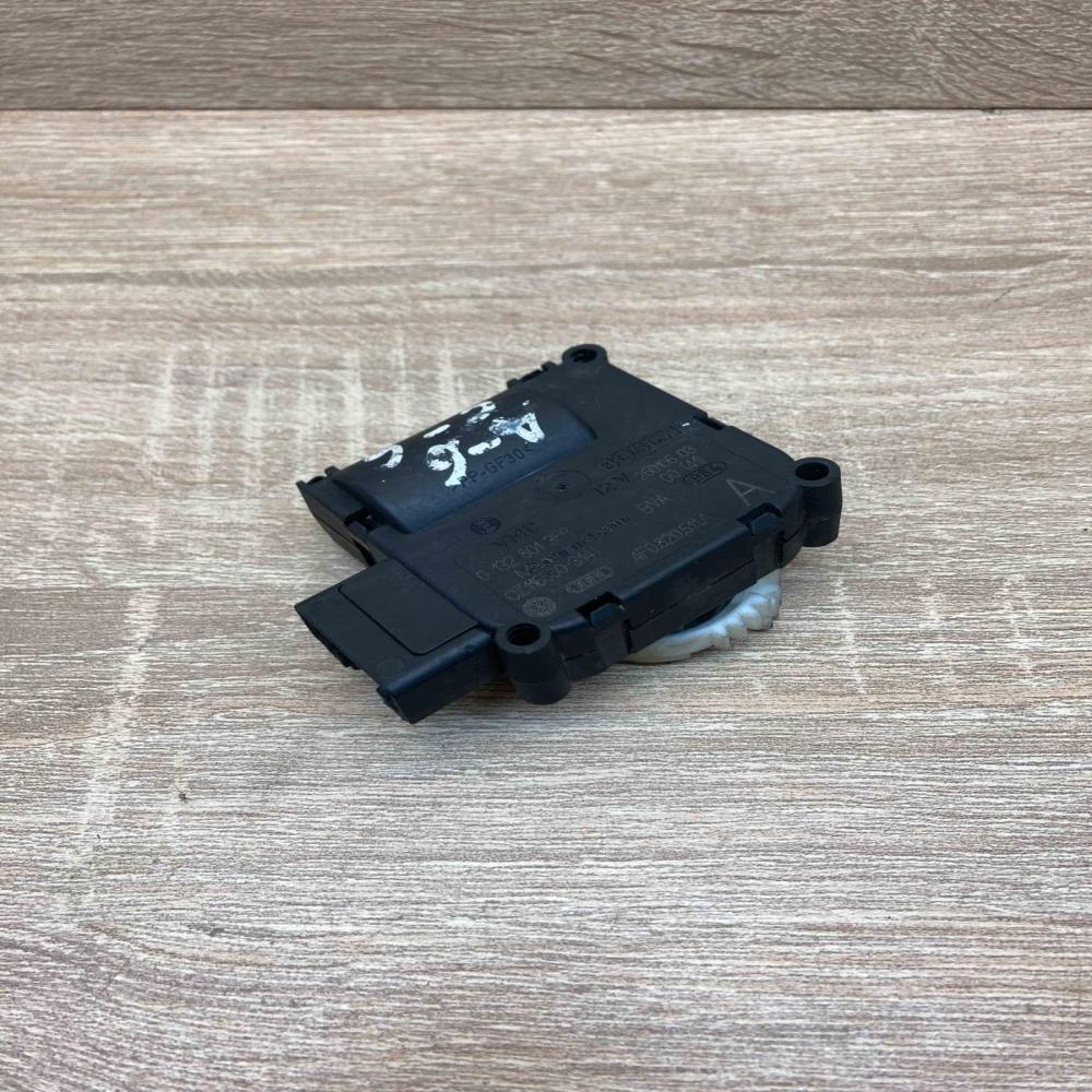 132801359 4F0820511A CZ116880 3141 Air flap motor/actuator Audi A6 S6 C6 4F