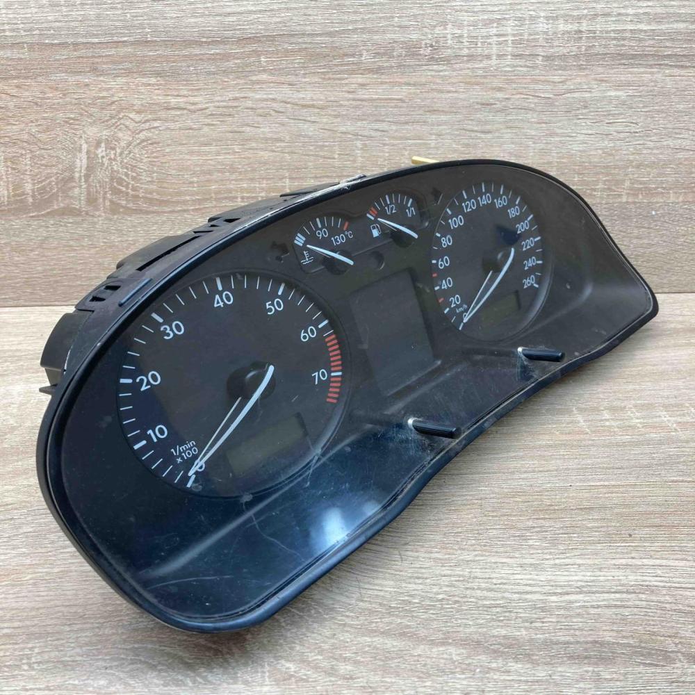 3B0919860A 110 008 834 002 Speedometer (instrument cluster) Volkswagen PASSAT B5