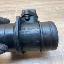 24462266 0281002564  Mass air flow meter Opel Omega B2