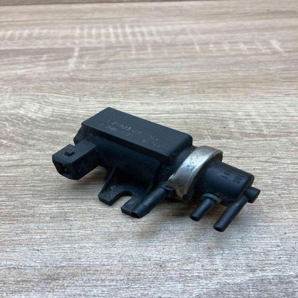 2246175   Turbo solenoid valve BMW 5 E39