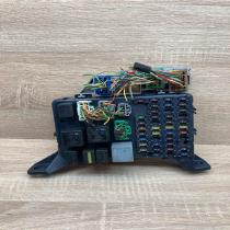 1S7T 14A073 AE   Fuse module Ford Mondeo Mk III