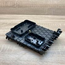 1K0937124H   Fuse module Audi A3 S3 8P