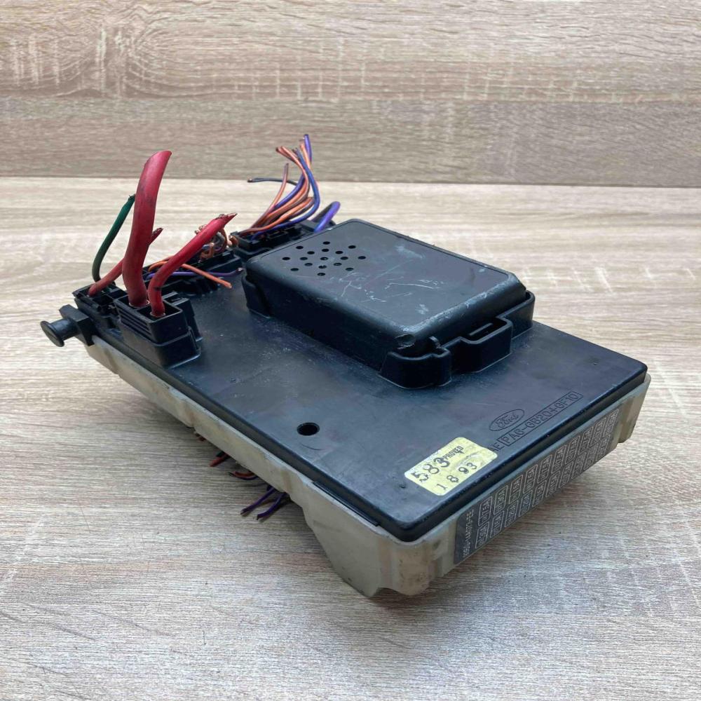 93BG 14K150 AC   Fuse box set Ford Mondeo MK II