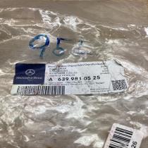 A6399810525 F562064  Other front suspension part Mercedes-Benz Vito Viano W639